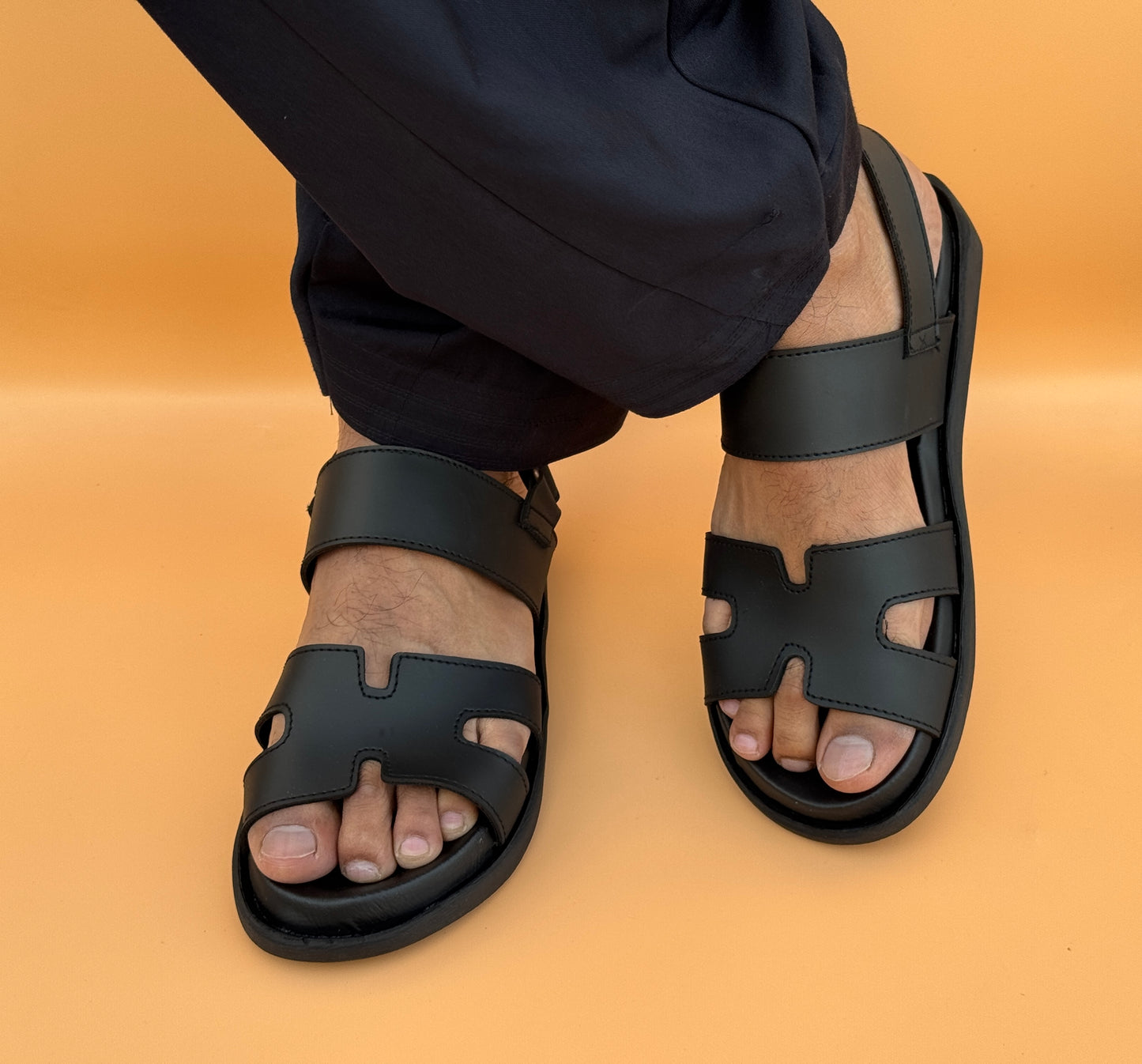 HAILEY - BLACK